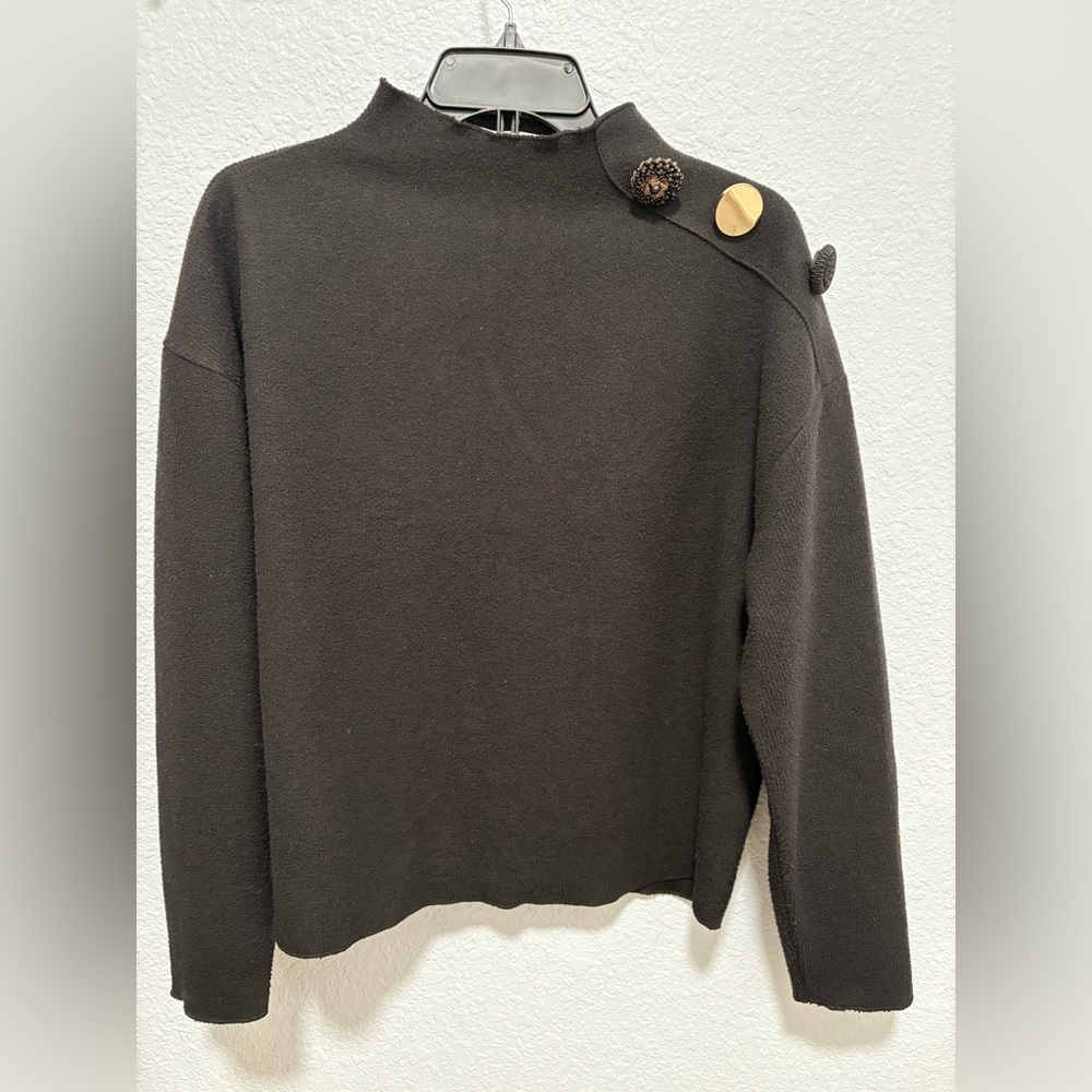 Zara Chic Long Sleeve Three Button relaxed fit Shirt in black Sz M MSRP:$68